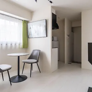 Laurea Tower Ikebukuro アパート 東京都